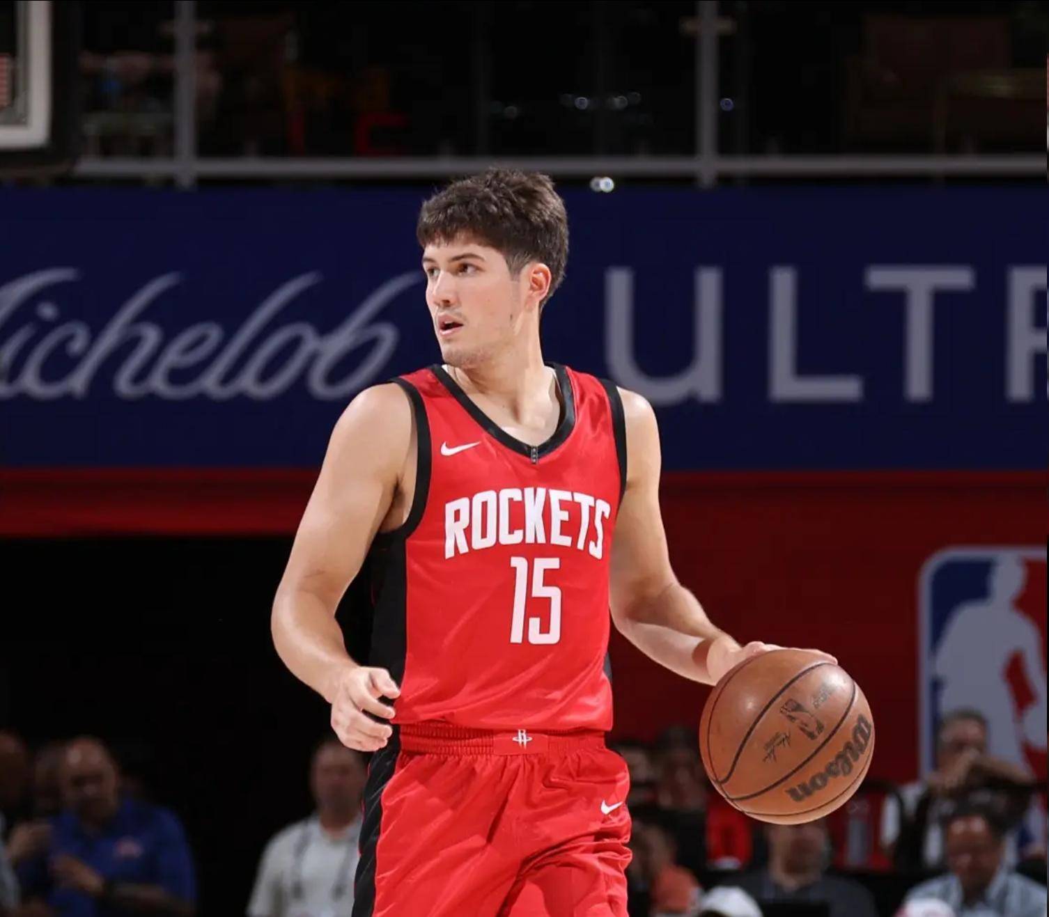 开云官网-NBA季后赛今夜再迎强敌,葡萄牙体育回应争议,主帅态度——媒体盛赞,临场指挥获称赞的简单介绍