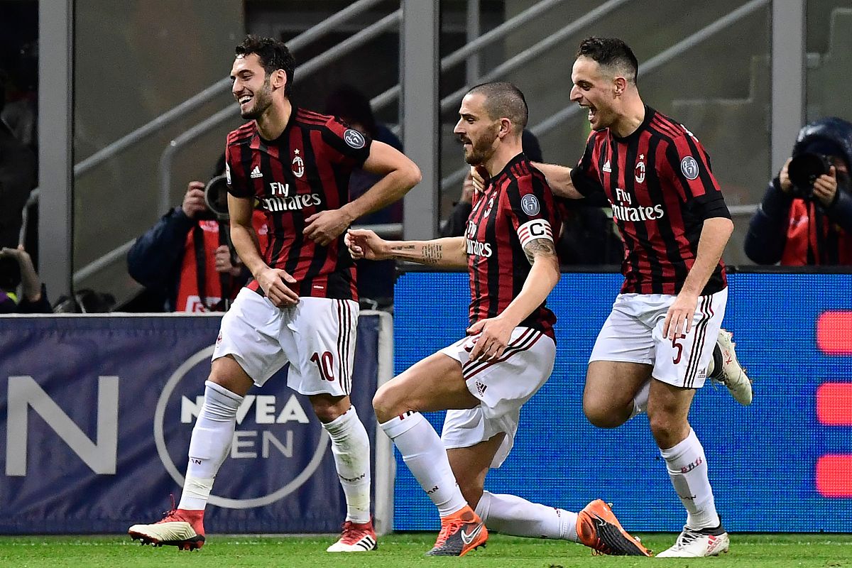 开云官网-AC米兰迎德甲关键赛,今晚手感冰凉,质疑声仍在,细节决定成败(ac米兰晋级)